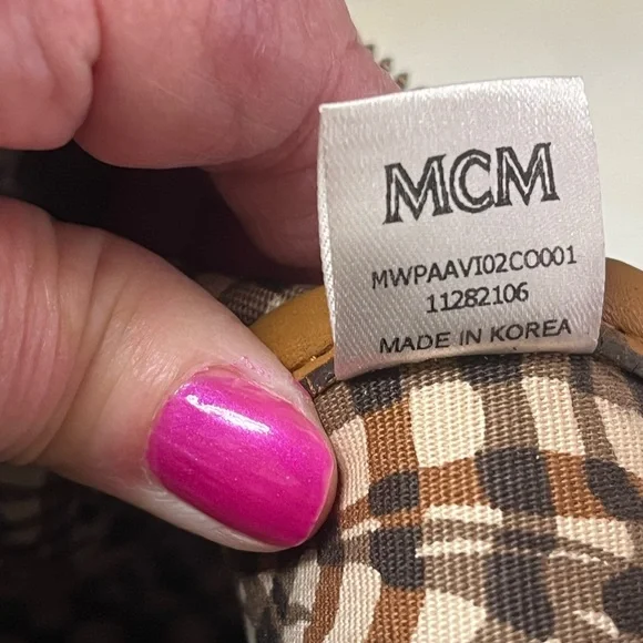 Reserved MCM Tan and Black Monogram Bag - Picture 7 of 8